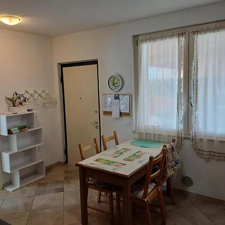 Apartment Cascina Legnago Bilocale A 6 Chilometri Da Salo